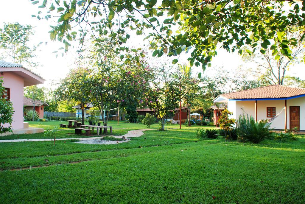 Pousada Recanto Do Cerrado Neropolis Exteriér fotografie